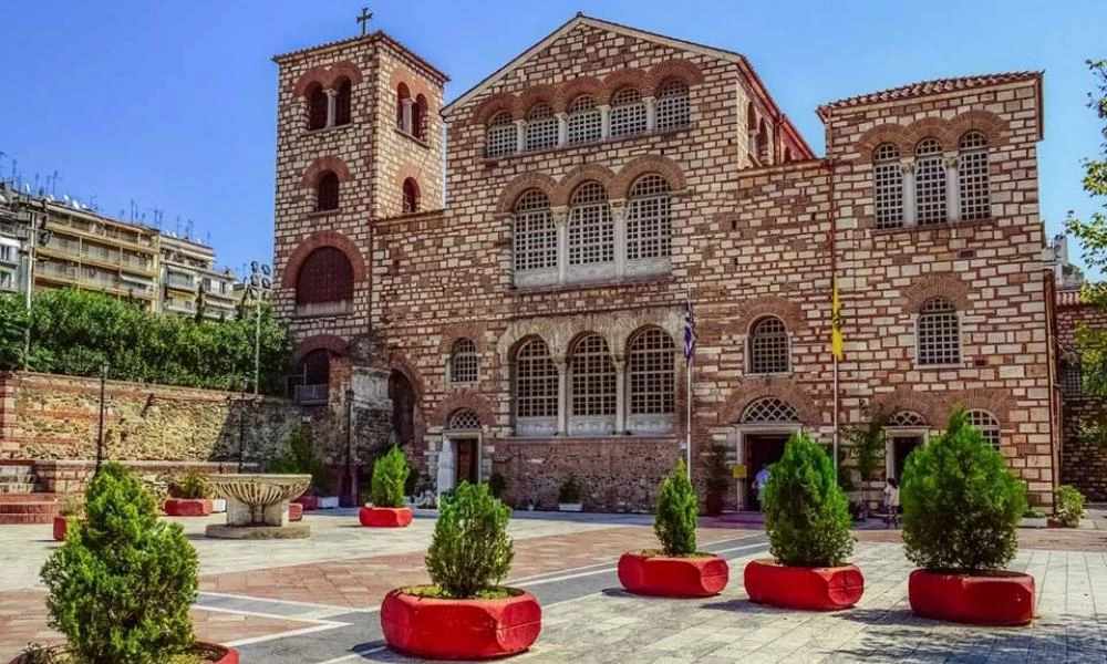 Μέρα γιορτής για την Θεσσαλονίκη - Πλήθος κόσμου στην δοξολογία του Αγίου Δημητρίου